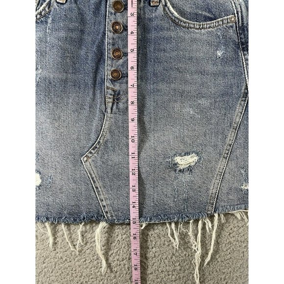 Free People High Rise Button Fly Denim Distressed Mini Jean Skirt Size 29 - Picture 9 of 10